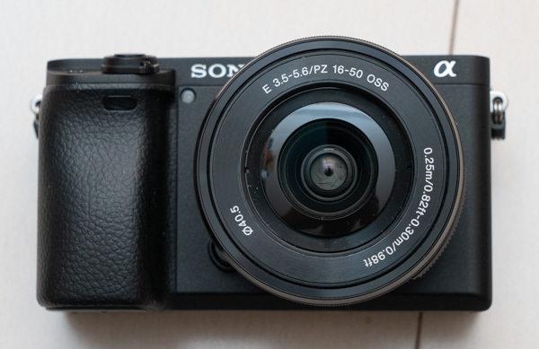 超美品の中古★ SONY ソニー α 6400 +16－50ズームレンズ+電池2個_3