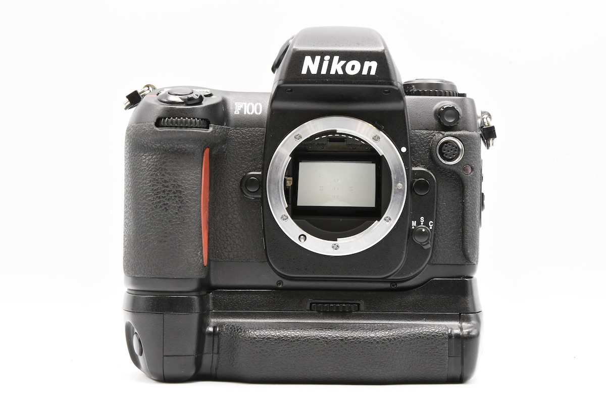 ★美品★ Nikon F100 Body MB-15付き ニコン フィルムカメラ ◇ Nikon ニコン F100 + MB-15 ボディ フィルムカメラ AF一眼レフ 一眼
