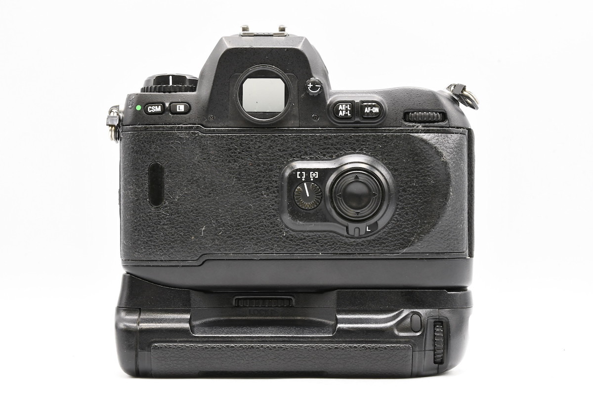 ◇ Nikon ニコン F100 + MB-15 ボディ フィルムカメラ AF一眼レフ 一眼