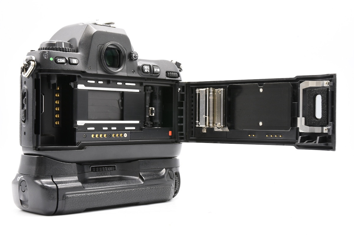 ◇ Nikon ニコン F100 + MB-15 ボディ フィルムカメラ AF一眼レフ 一眼