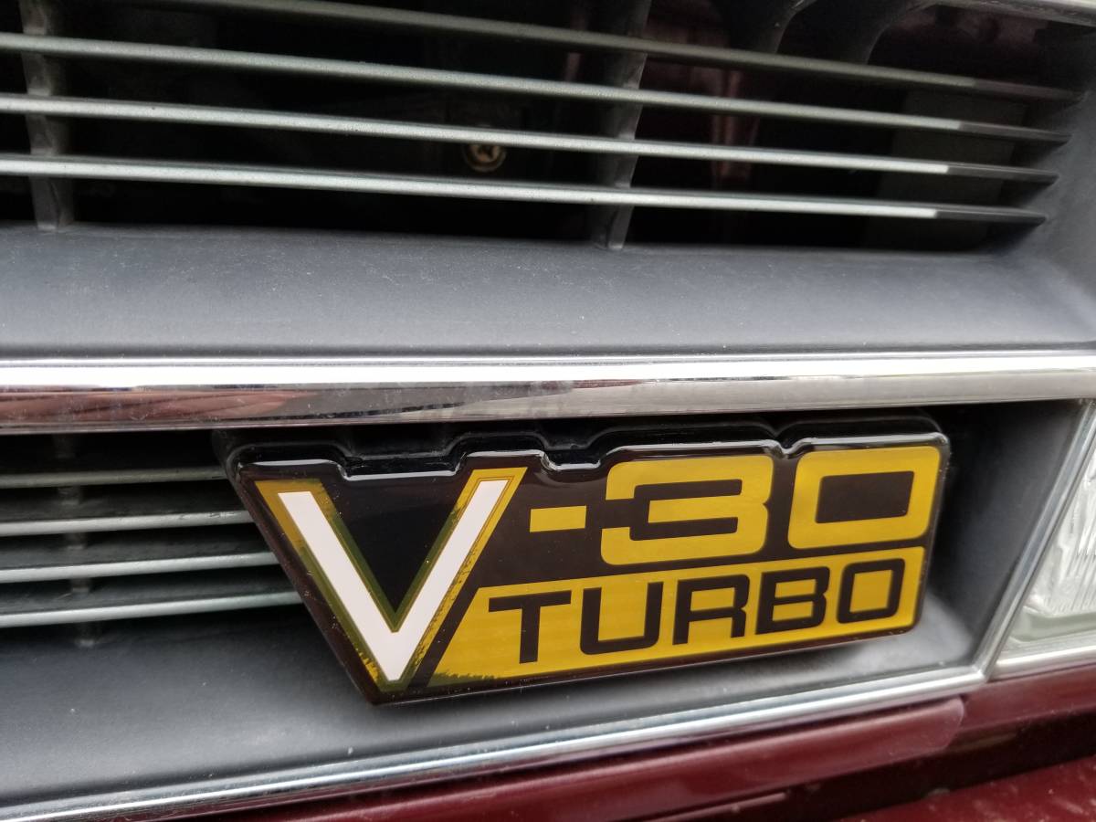 Y30 エンブレム グロリア セドリック TURBO V30-TURBO V30 セドリック 