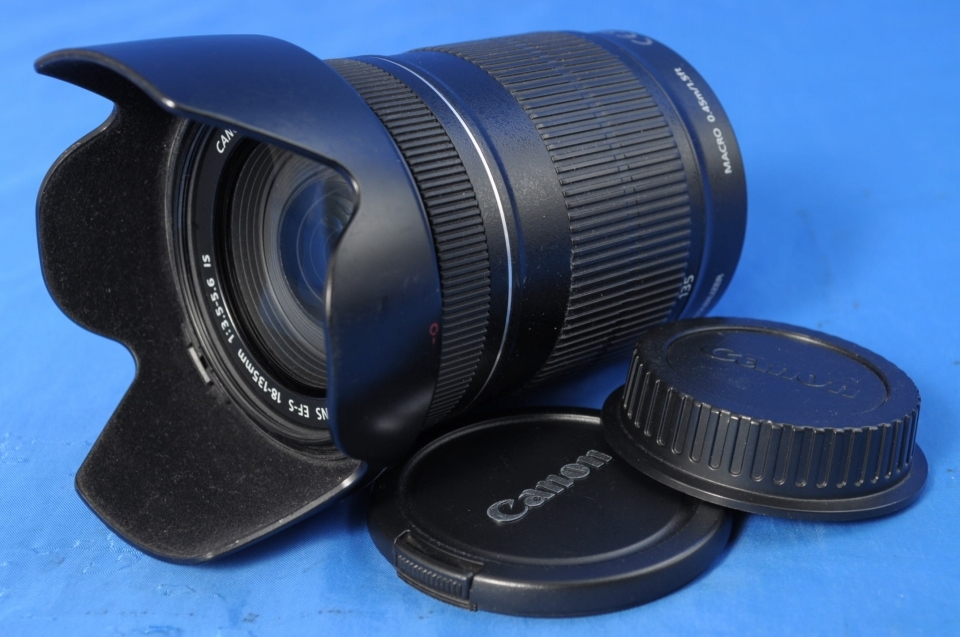 お得，セール S-J018 キャノンレンズ CANON ZOOM EF-S 18-135mm 3.5-5.6 IS(キヤノン)｜売買されたオークション情報、yahooの商品情報をアーカイブ公開 - オークファン キヤノン