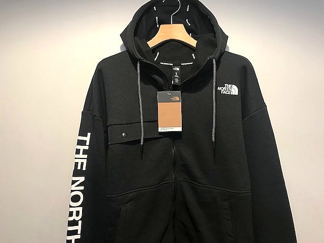 【最安値，高品質】 正規品 USA限定 The North Face ノースフェイス 袖ロゴグラフィック フルジップパーカー Nse Graphic Zip Hoodie BLACK/M JK3-05(フリース)｜売買されたオークション情報、yahooの商品情報をアーカイブ公開 - 男性用
