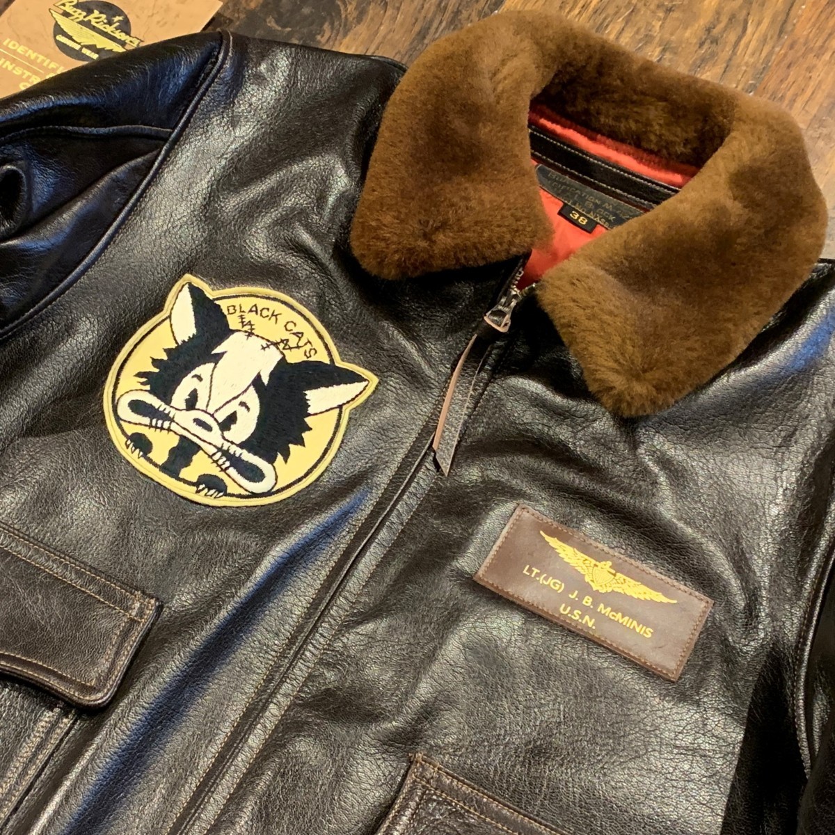 バズリクソンズ フライトジャケット Type M-422A VP-44 BLACK CATS