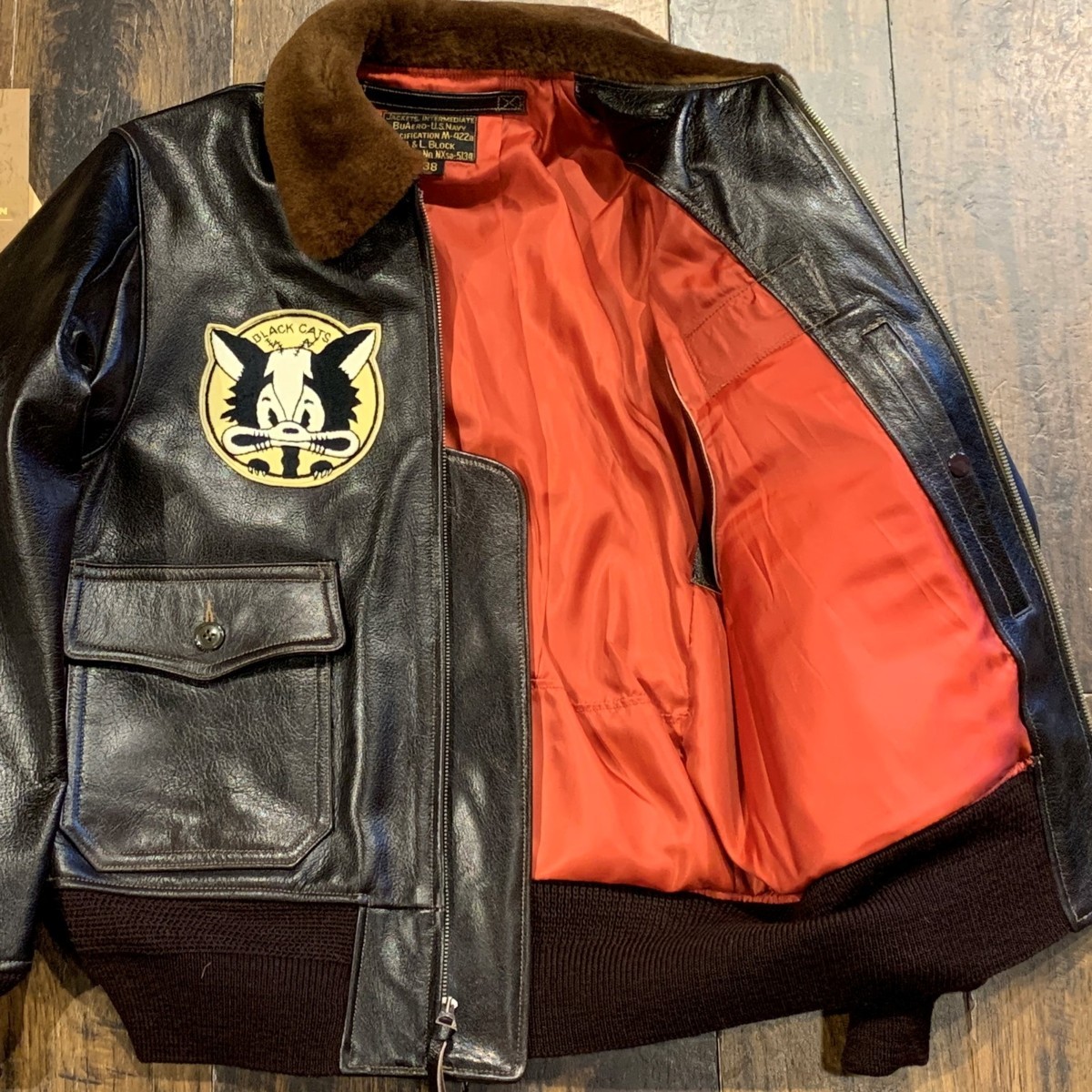 バズリクソンズ フライトジャケット Type M-422A VP-44 BLACK CATS