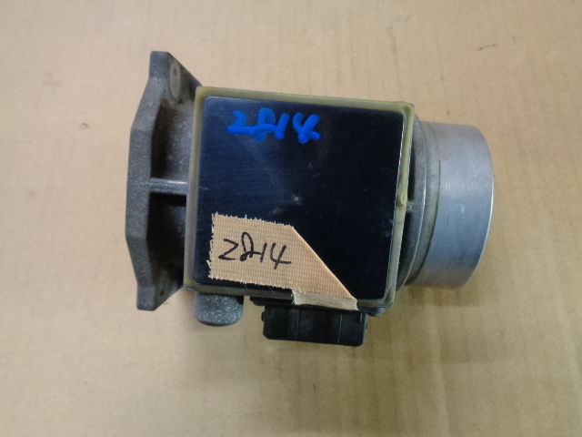 日産　グロリア　Y30 エアフロメーター　中古