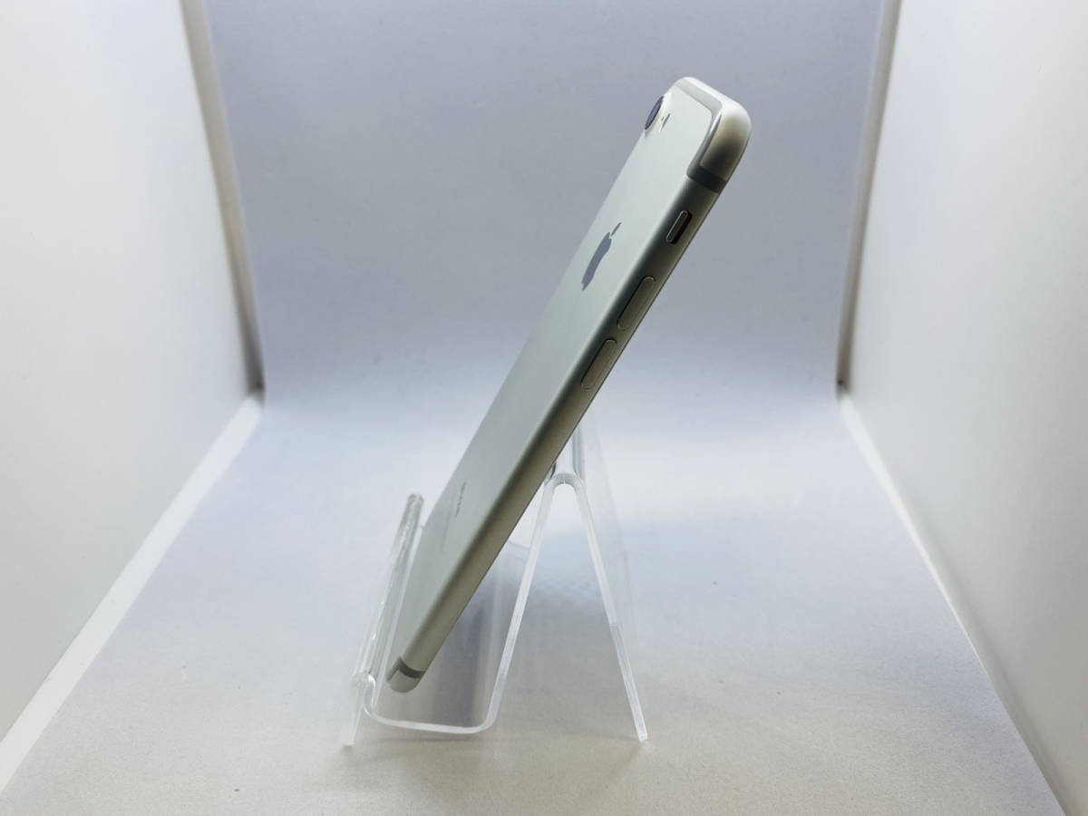 iPhone7 32GB SoftBank○ 中古品 シルバー _4