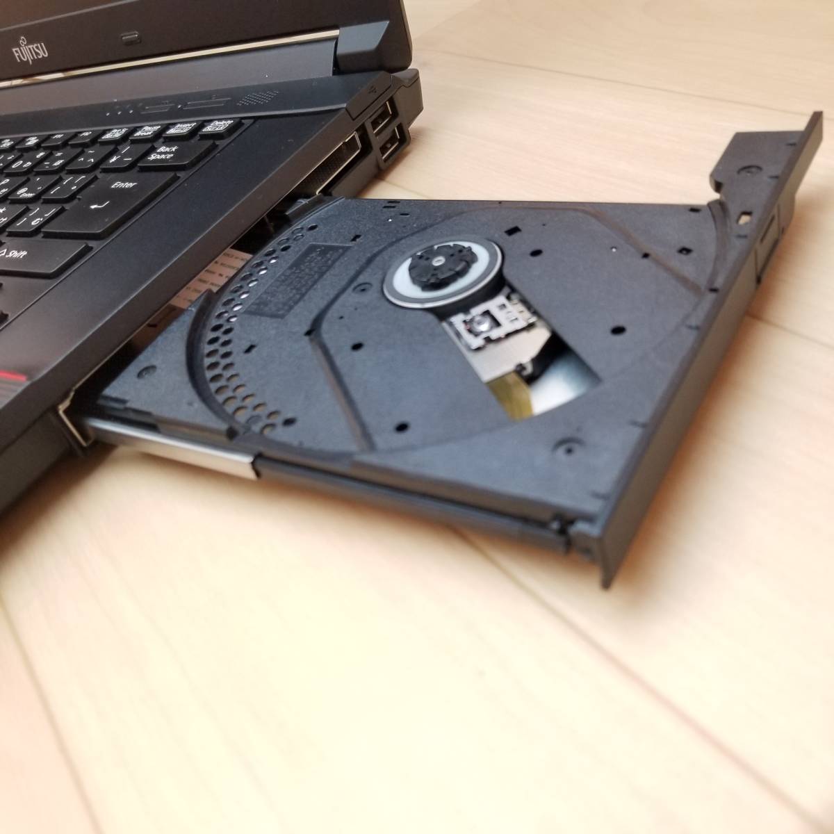 ☆超美品・最新Office搭載☆LIFEBOOK A744/H/ブラック 最新Windows10