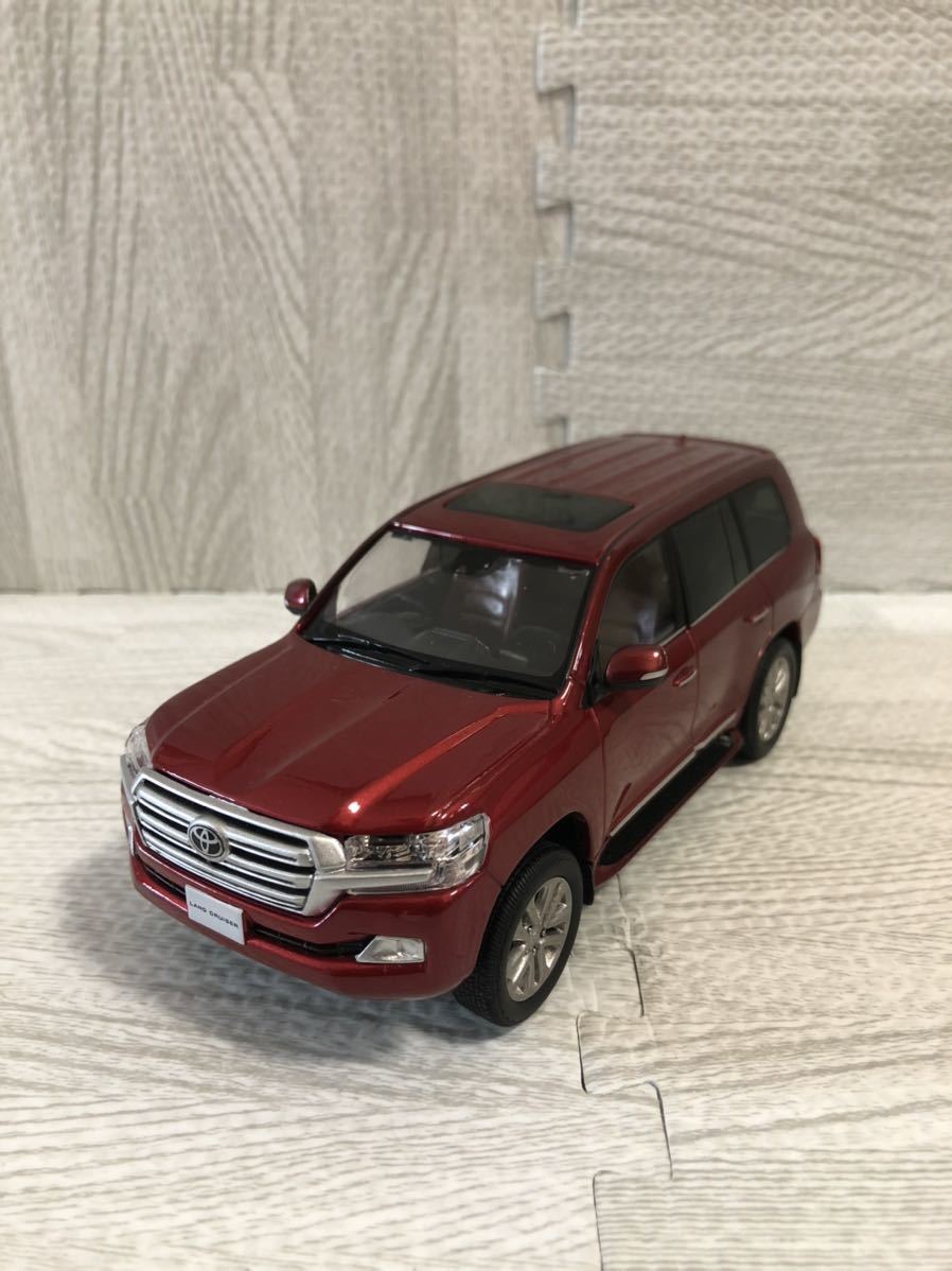 1⁄30 トヨタ カラーサンプル 0 ミニカー ランドクルーザー 新型