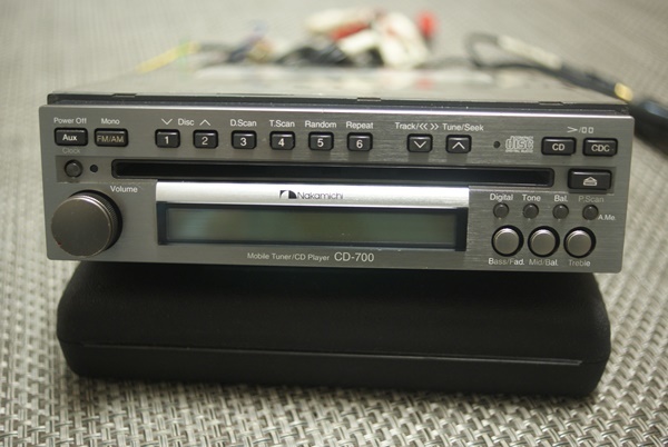 Nakamichi CD-700 ナカミチ - カーオーディオ Tuner⁄CD Player DC-DC