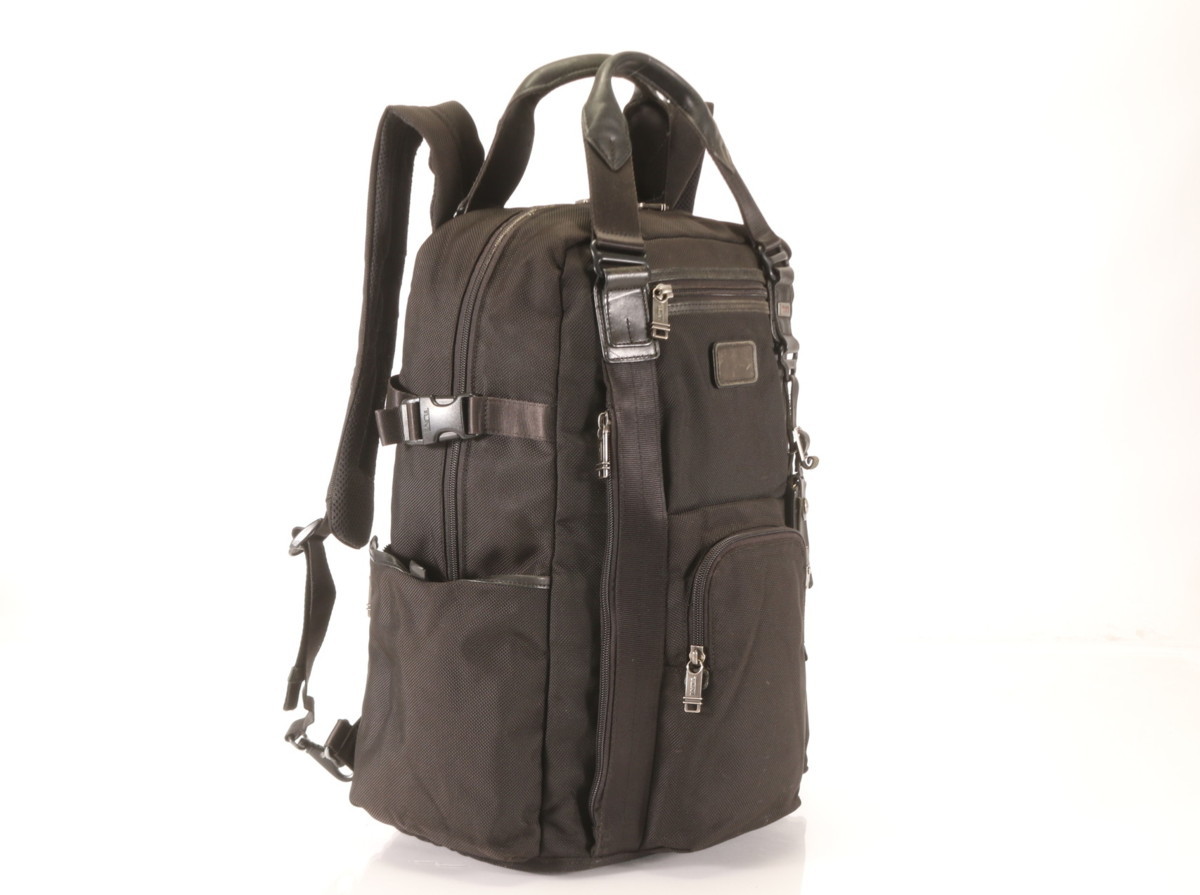 グレーの通販 中古 TUMI バッグ tumi ブラック ARRIVÉ コンパクト 