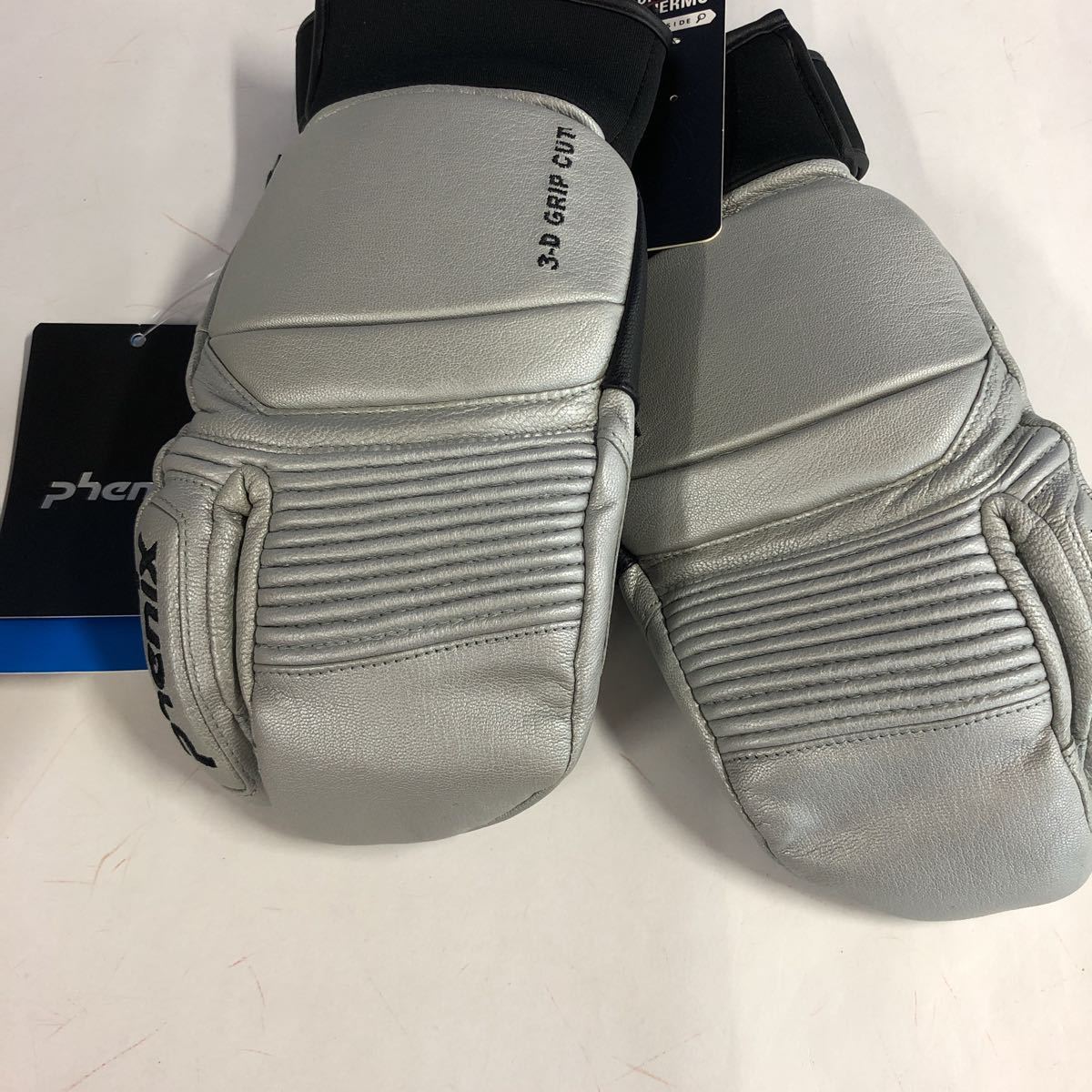 SALE，正規品 F9724-T51 C phenix フェニックス スキー スノボ Tri-Finger Leather Gloves Mサイズ メンズ グローブ 展示品 ウェア(グローブ)｜売買されたオークション情報、yahooの商品情報をアーカイブ公開 - オークフ 男性用