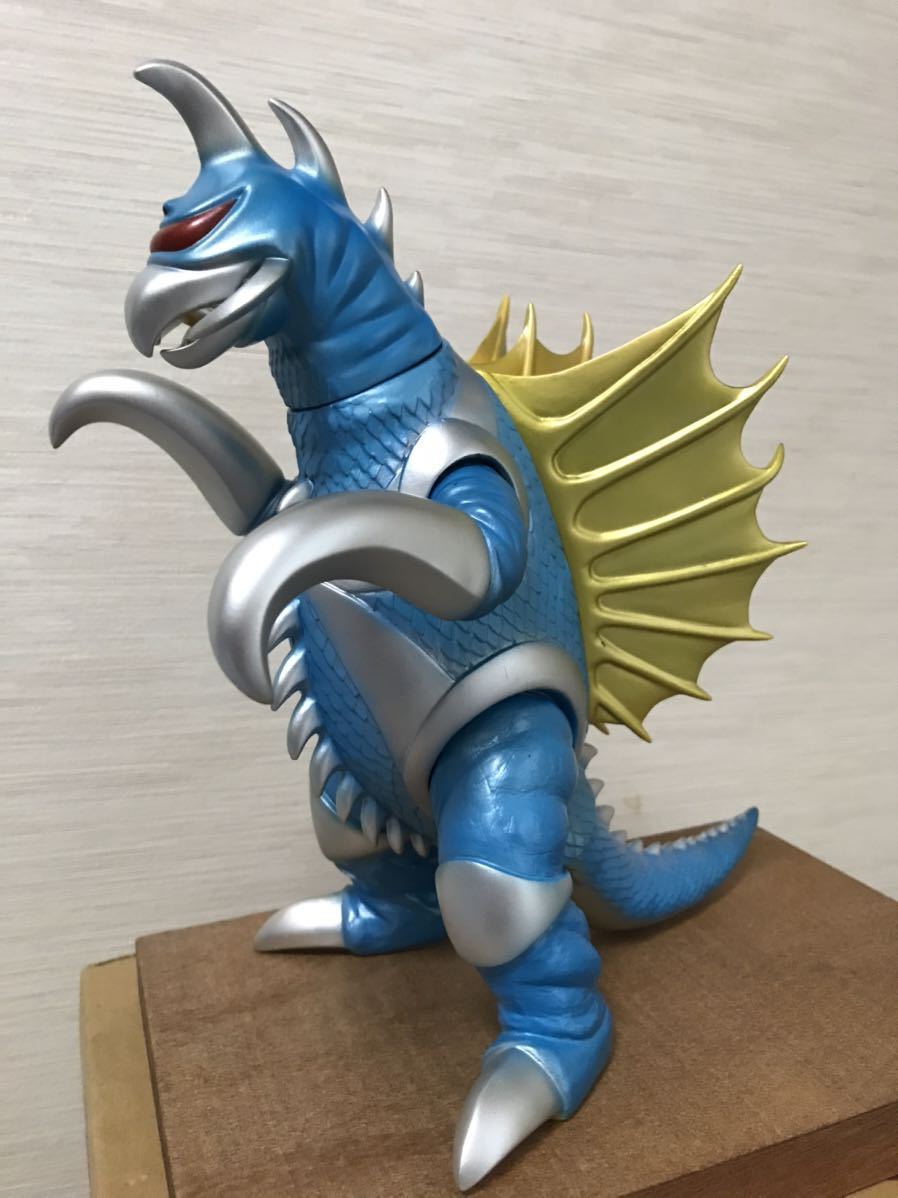 マーミット ガイガン - Yahoo!オークション ソフビ ゴジラ 大阪