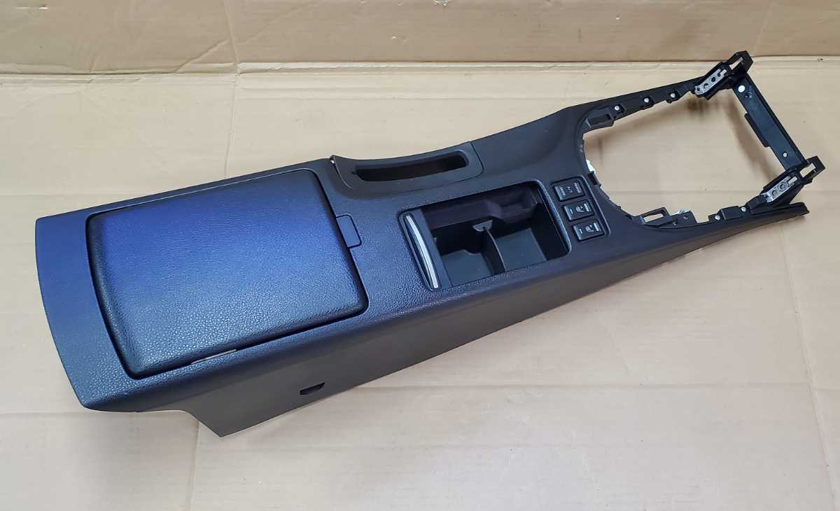 日産 フェアレディZ Z33 純正 後期 センターコンソール