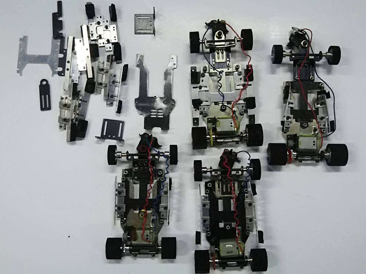 1/24 Plafit Excel スロットカー完成品 Cadillac Eldorado Convertible プラフィットExcel x キャデラック・エルドラド 1⁄24 - Yahoo!オークション スロットレーシングカーシャーシ③ プラ ボディ付き