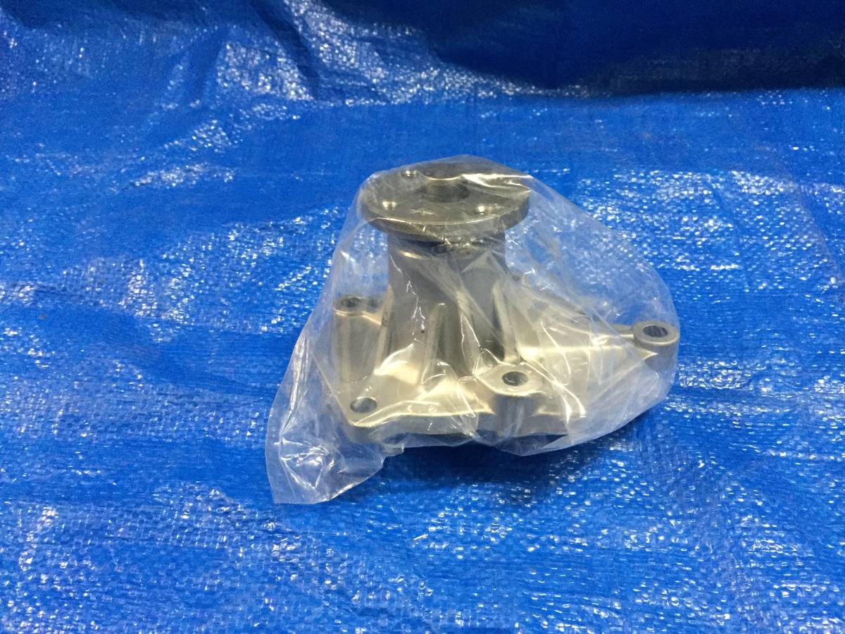 ジープ J27 J37 J47 J57 G54B 1979/11～ ウォーターポンプ 落札前に 必ず 適合確認と在庫確認を御願い致します 三菱 
