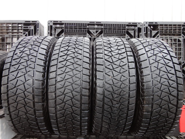 ●9016 美品9.5分山 ブリヂストン DM-V2 275/70R16 4本