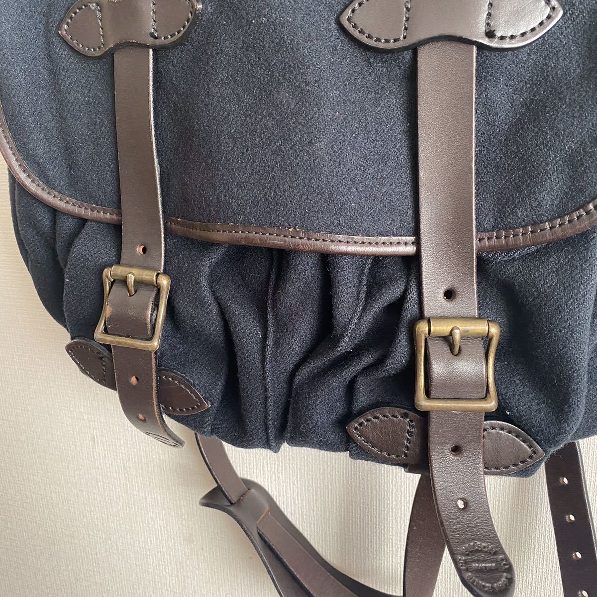 FILSON フィルソン ショルダーバッグ フィールドバッグ ベルト 
