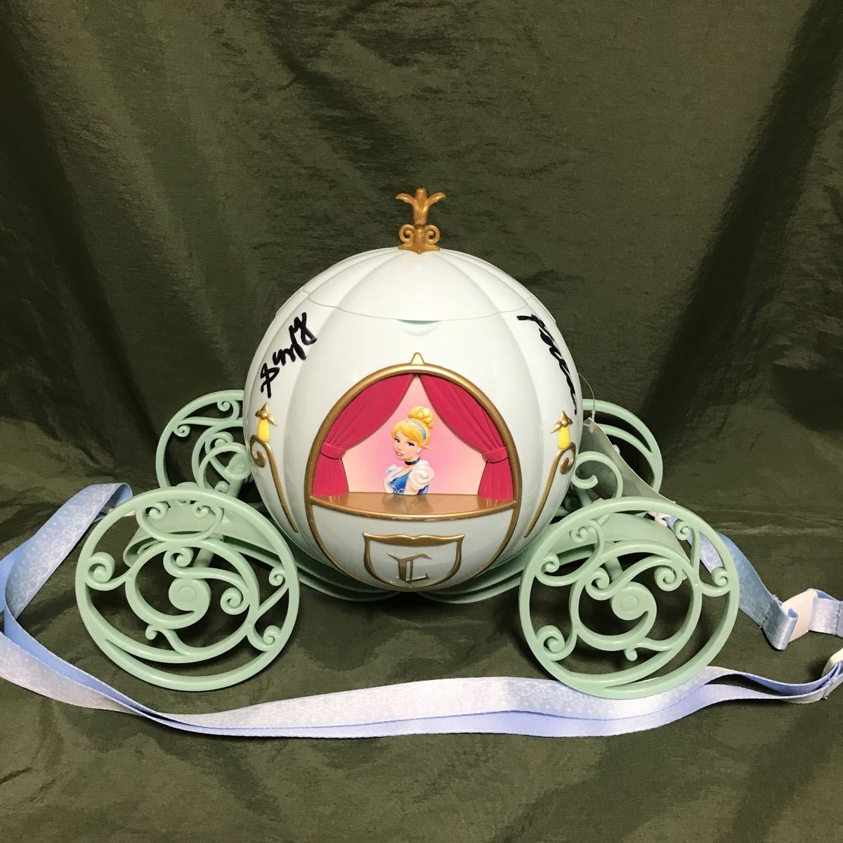 ク 2 東京ディズニーランド シンデレラ 馬車 ポップコーンバケット ディズニー 売買されたオークション情報 ヤフオク の商品情報をアーカイブ公開 オークファン Aucfan Com