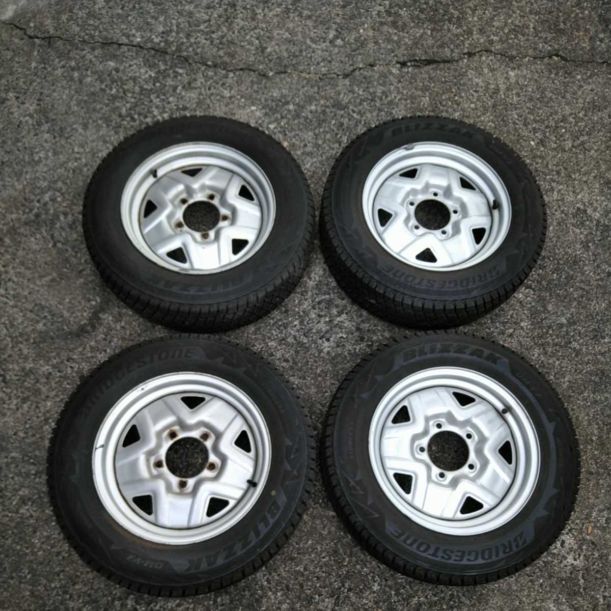 超激得，低価 スズキ ジムニー用 スタッドレスタイヤホイール４本セット １７５／８０Ｒ１６ 品(スタッドレスタイヤ)｜売買されたオークション情報、yahooの商品情報をアーカイブ公開 - オークファン 5穴