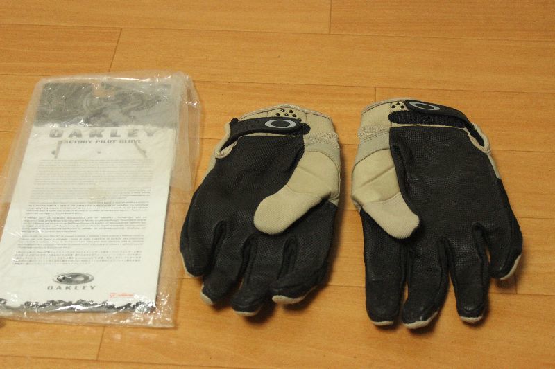 希少【廃番】実物◇未使用◇OAKLEY ファクトリー タクティカルグローブ