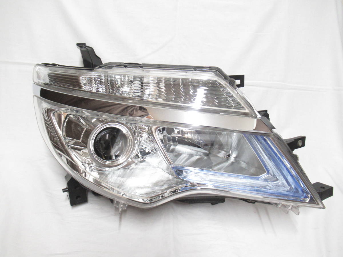 新作，得価 LED点灯確認済 C26 後期 セレナ 右 LED ヘッドライト 26025-3JY5D 214(ヘッドライト)｜売買されたオークション情報、yahooの商品情報をアーカイブ公開 - オークファン 日産用