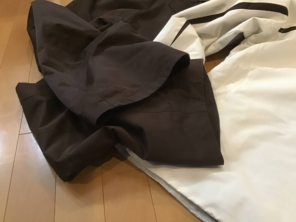 ♪1円～デサント スキー　スノボー　ウェア♪レディース　サイズL　上下セット デサント DESCENTE - デサント（DESCENTE）（レディース）スキーウェア レディースM スキーウェア（上下セット・つなぎ｜レディース