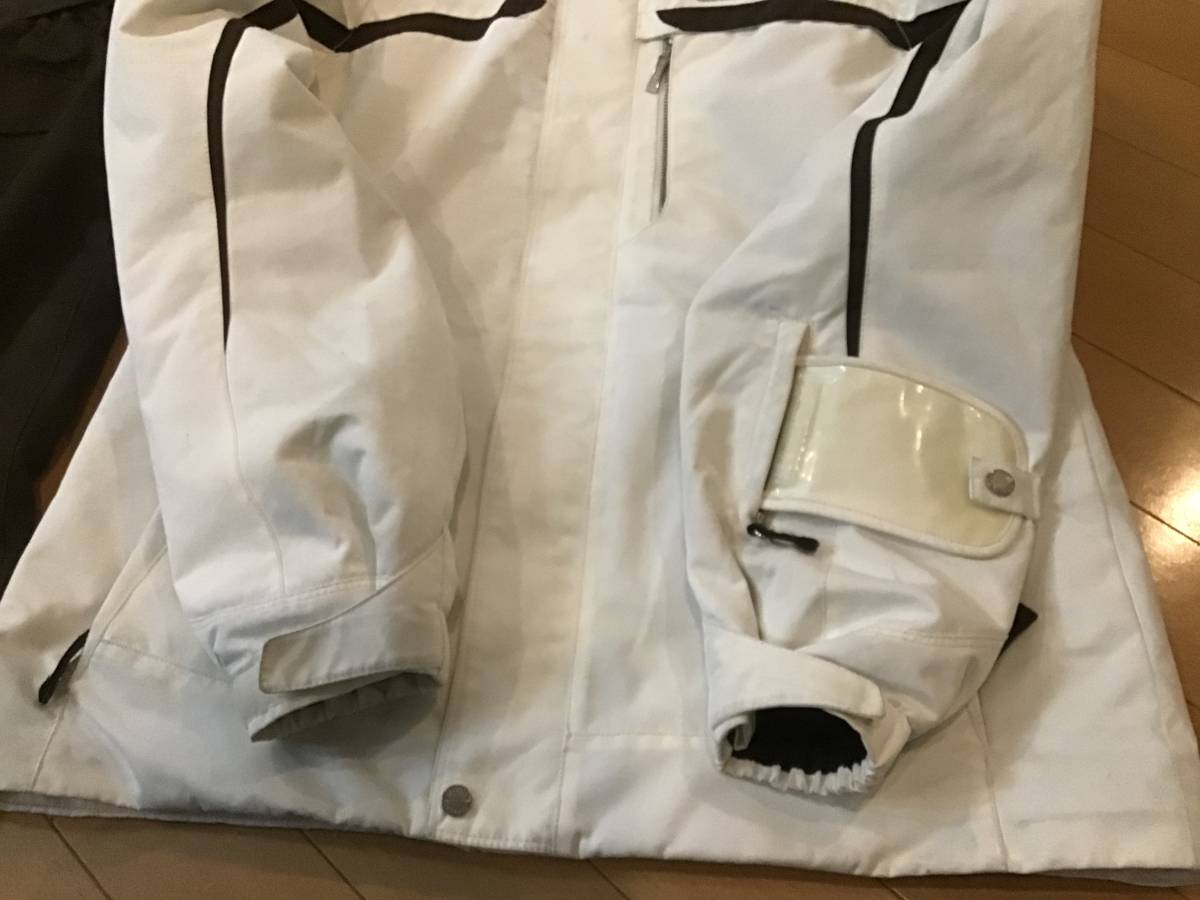 ♪1円～デサント スキー　スノボー　ウェア♪レディース　サイズL　上下セット デサント DESCENTE - デサント（DESCENTE）（レディース）スキーウェア レディースM スキーウェア（上下セット・つなぎ｜レディース