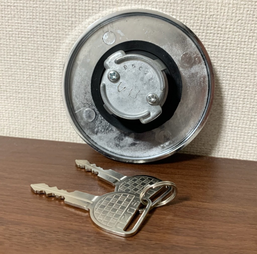 いすゞベレット純正燃料タンクキャップ いすゞベレット純正燃料タンク