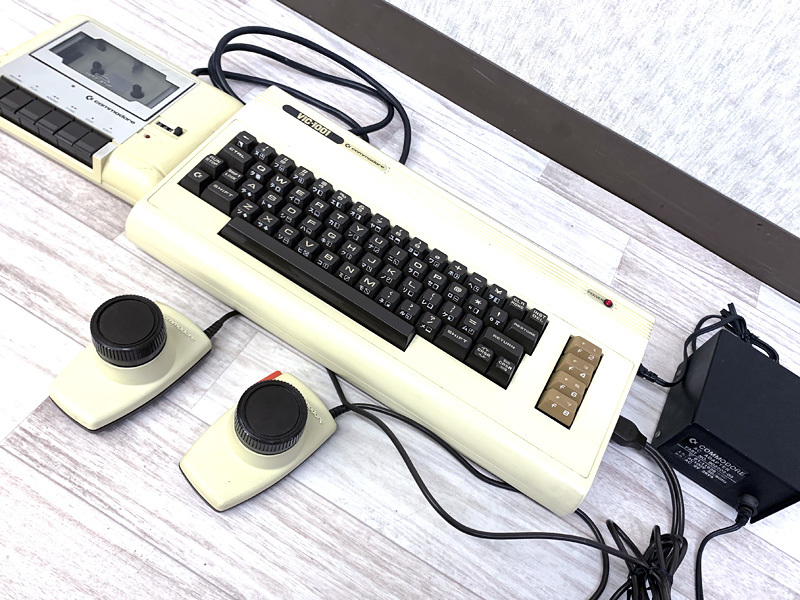 □commodore VIC-1001 ビック-1001 コンピュータ C2N コモドール