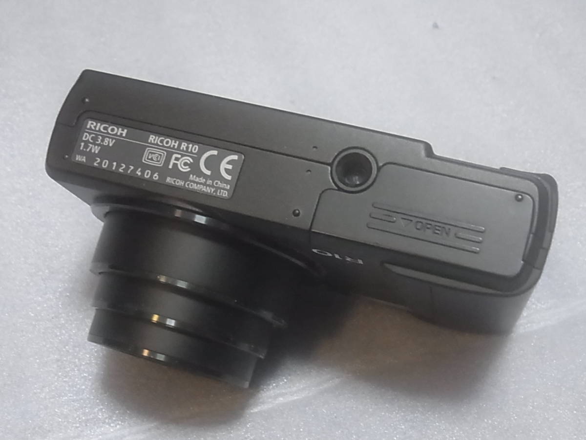  リコー （ＲＩＣＯＨ）Ｒ１０ ブラック　中古品_3