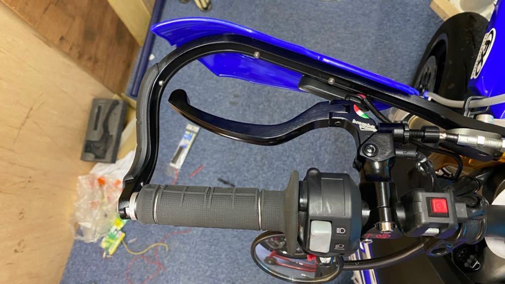 WR250F 2015 後方排気　レーサー　モタード　マルケジーニ　ブレンボ　カスタム多数_10