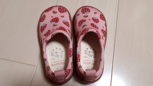 靴 15 ハッシュアッシュ スリッポン 保育園 女の子 15cm 売買されたオークション情報 Yahooの商品情報をアーカイブ公開 オークファン Aucfan Com