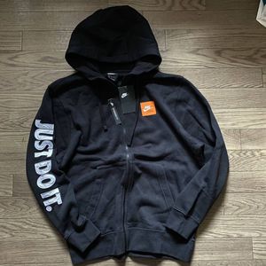 Nike Just Do It パーカーの平均価格は4 247円 ヤフオク 等のnike Just Do It パーカー のオークション売買情報は9件が掲載されています