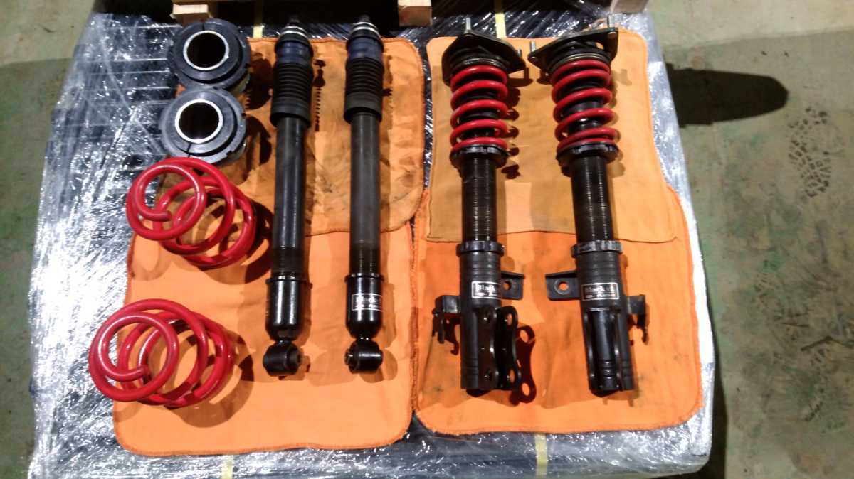 Rs R減衰調整式フルタップ車高調 サスペンションキット 一式 売買されたオークション情報 Yahooの商品情報をアーカイブ公開 オークファン Aucfan Com
