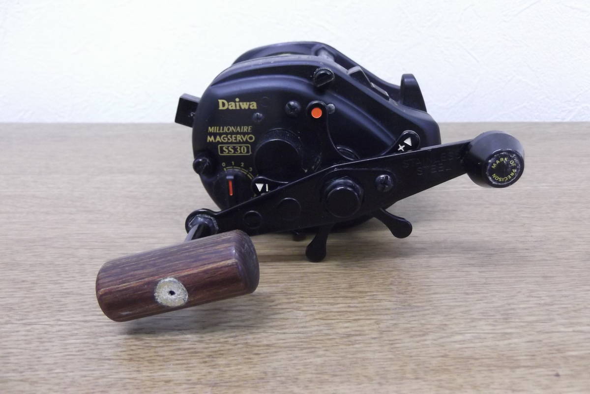 9775 リール Daiwa MILLIONAIRE MAGSERVO SS30 ダイワ ミリオネア 釣り