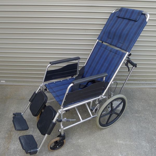 c164 折り畳み車椅子(一部分解可) 介護用品 ※ジャンク品 ※要修理 ※状態