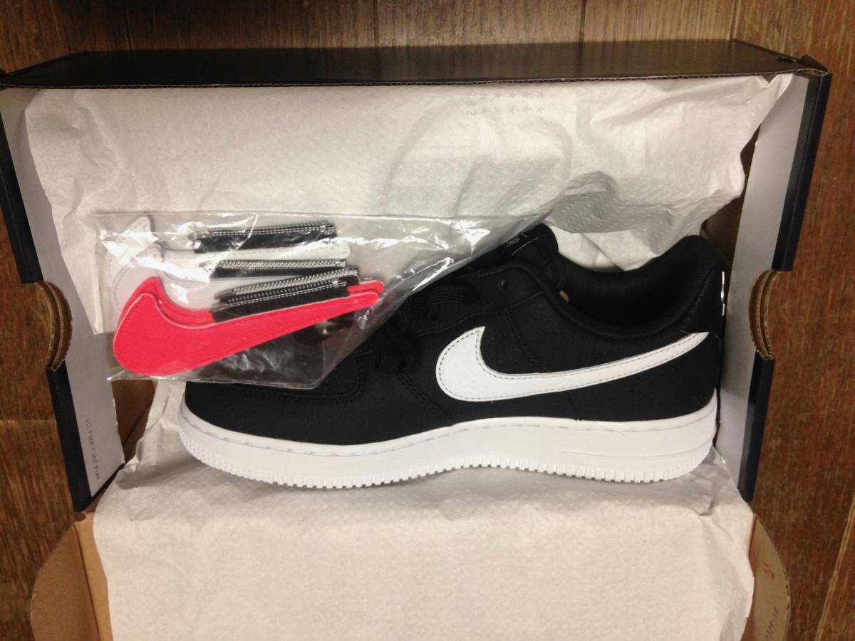 送料無料 未使用 Nike Air Force 1 ナイキ エアフォース1 