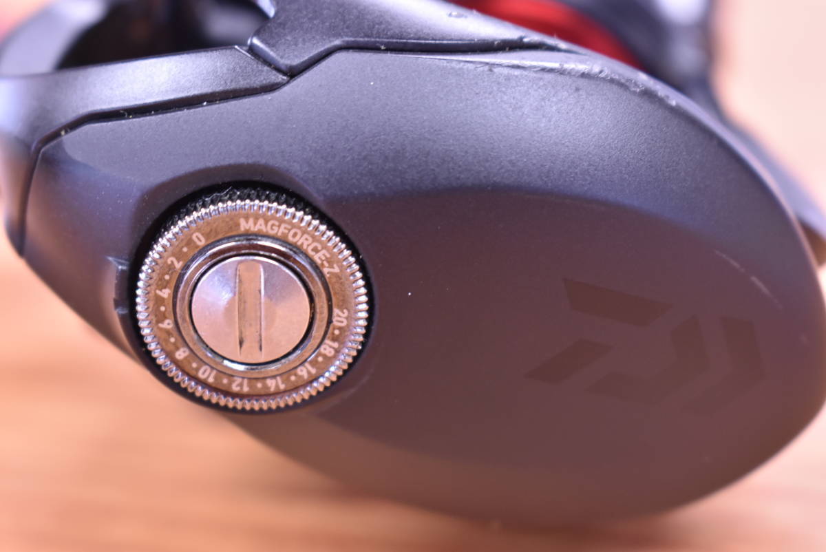 品 ダイワ フエゴ Ct100hs 右巻き Daiwa Fuego ベイトリール ハンドル カスタム ブラックバス等に Kkm O1 ダイワ 売買されたオークション情報 Yahooの商品情報をアーカイブ公開 オークファン Aucfan Com