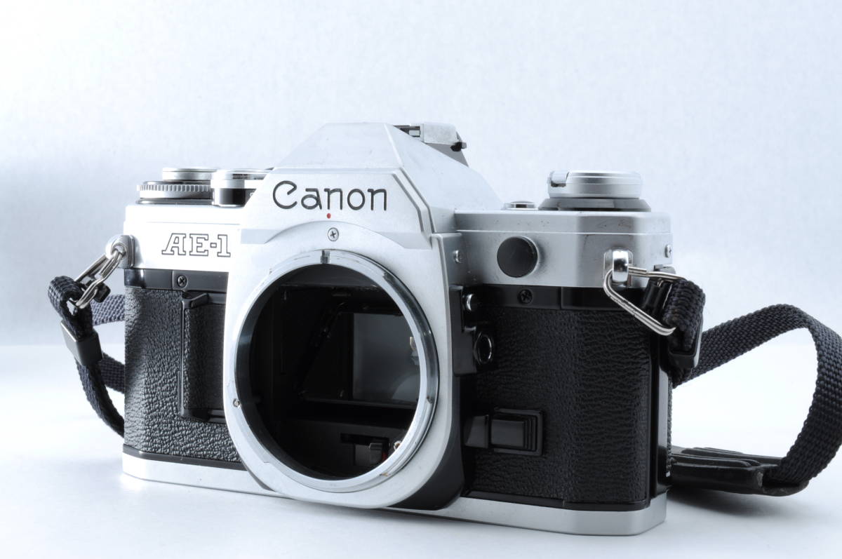 シャッター鳴き無し 動作品 キャノン CANON AE-1 シルバー ボディ MF