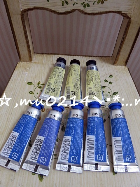 L Occitane ロクシタン 限定 クラシックシア ハンドクリーム 10ml 5本 シアバターフットクリーム 10ml 8本セット ミニサイズ ロクシタン 売買されたオークション情報 Yahooの商品情報をアーカイブ公開 オークファン Aucfan Com