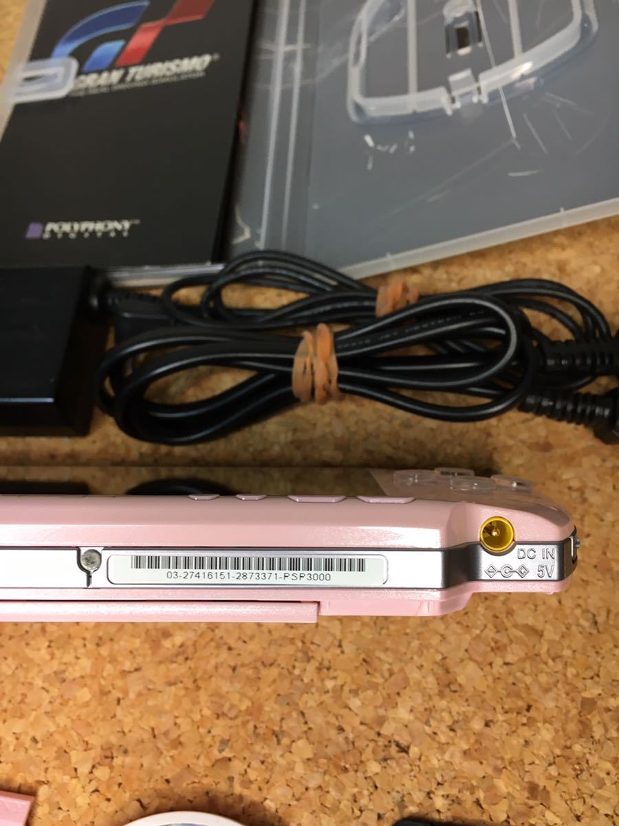 【値下げ、美品、動作確認済】SONY PSP 3000 ブロッサムピンク メモリースティック4GB付 GRAN TURISMO付 ブロッサムピンク SONY PSP-3000 ソニー PlayStation ソニー・コンピュータエンタテインメント
