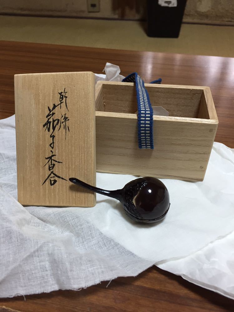 川瀬表完 乾漆 提灯 香合 共箱 茶道具 川瀬表完 乾漆 提灯 香合 共箱 茶道具 【公式通販】