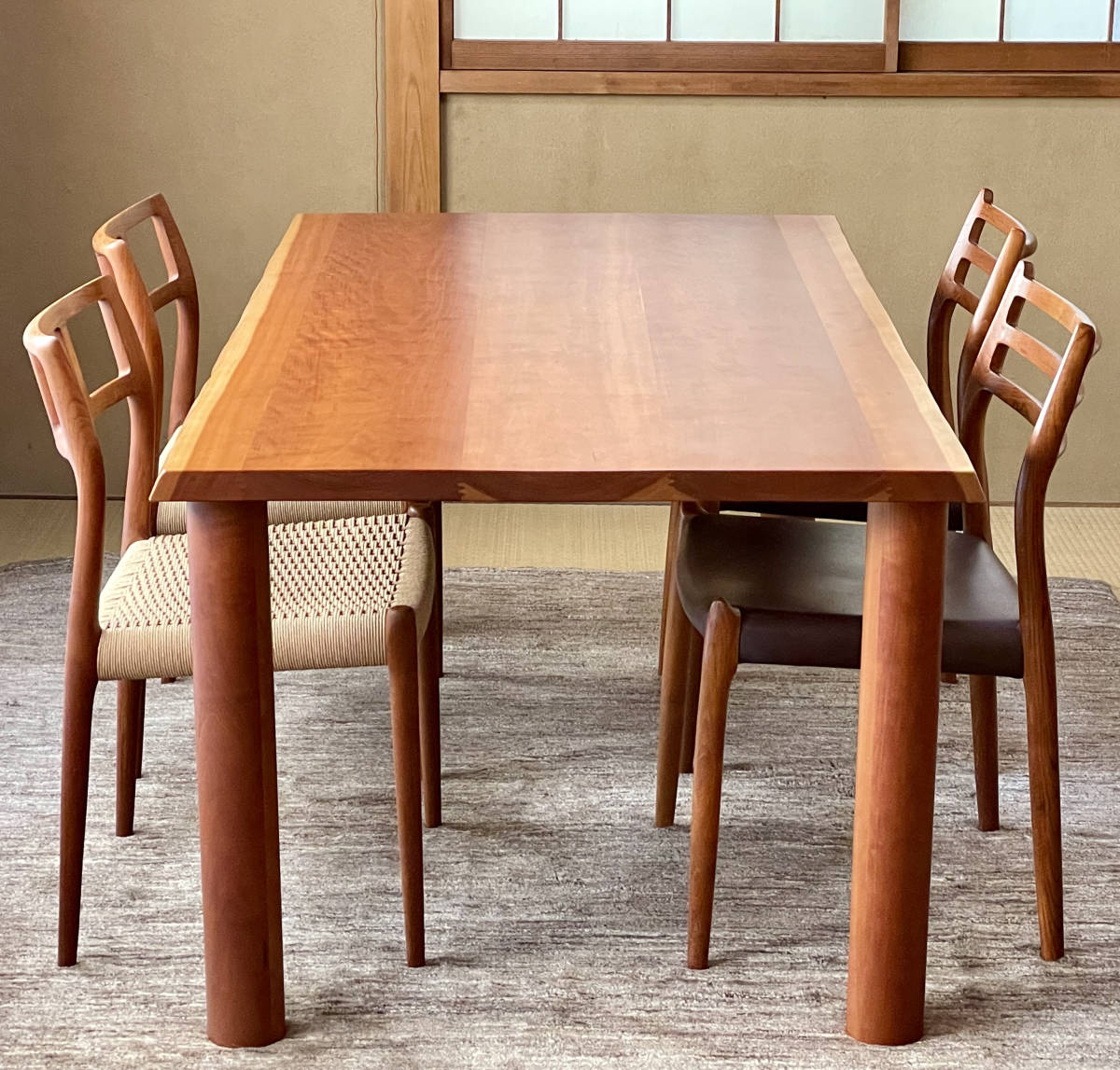 家具蔵 ダイニングテーブル チェリー材 中古美品(4人用)｜売買された 
