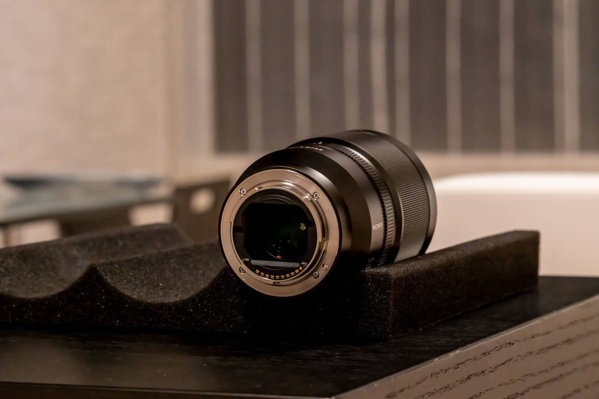 SEL35F14Z【送料無料・純正ツァイス円偏光フィルターとkenkoクロスフィルター付】 ソニー SONY Distagon T* FE 35 mm F 1.4 ZA 中古美品_5