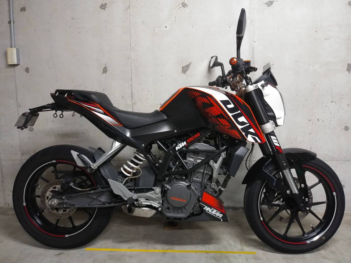 KTM デューク Duke 125 自賠責令和6年4月ま 付いてます(KTM)