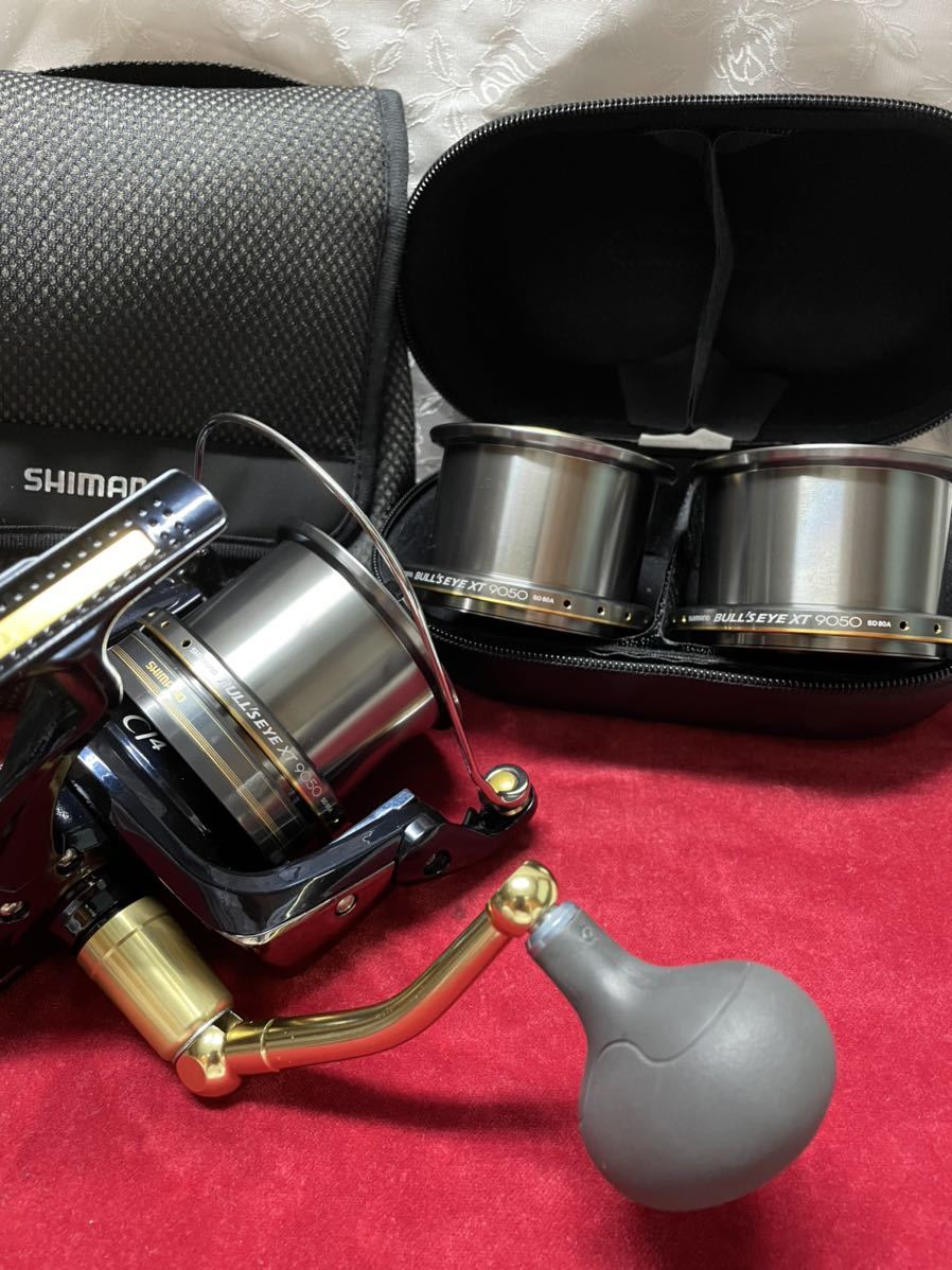 美品 シマノ　右専用　09 ブルズアイ　ＸＴ　遠投　9050 替えスプール [9050] 2個付き 日本製[02]