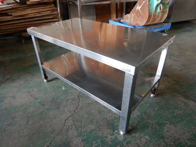 031703ステンレス製作業台 棚一段付き 佐