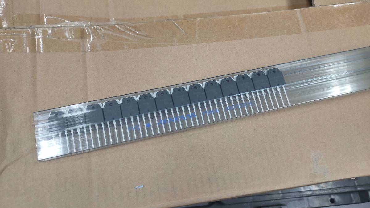 未使用 ルネサス MOSFET RJK60S8DPK-M0 14個セット 600V 55A
