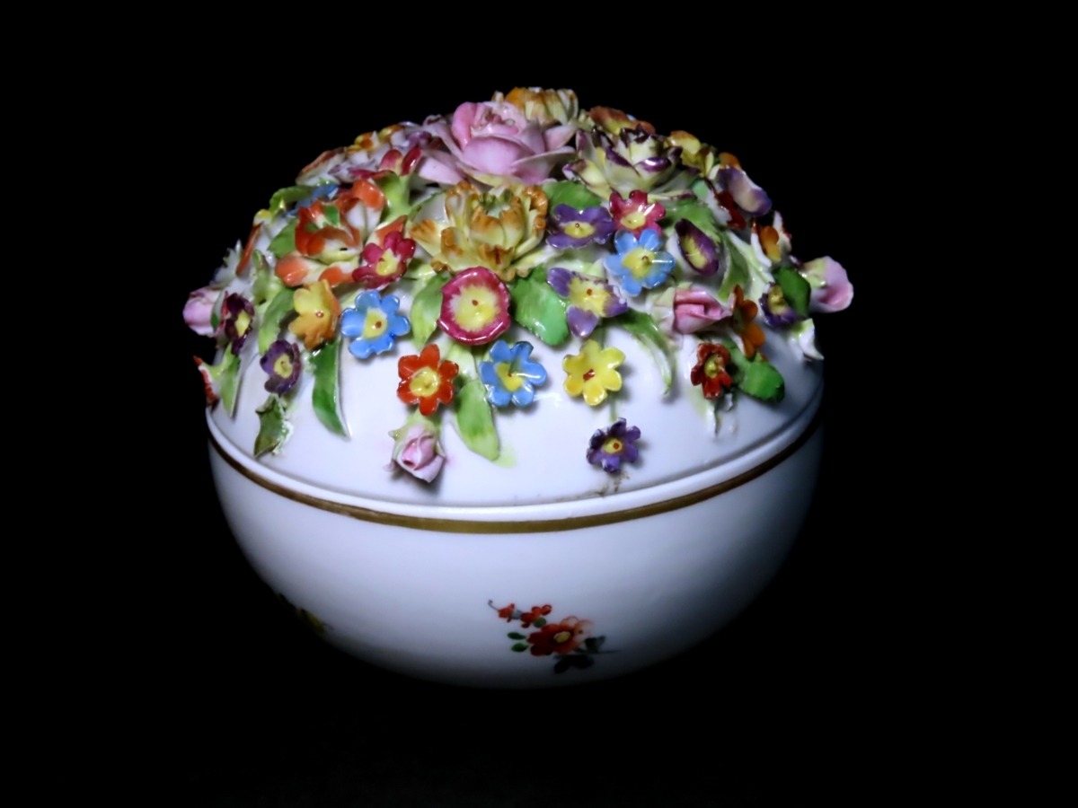 ドレスデン風透かしのコンポート ドイツドレスデン フォン・シアーホルツ 陶花 金彩透かし コンポート